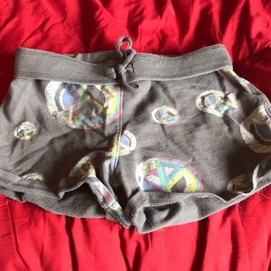 Short peace sign shorts